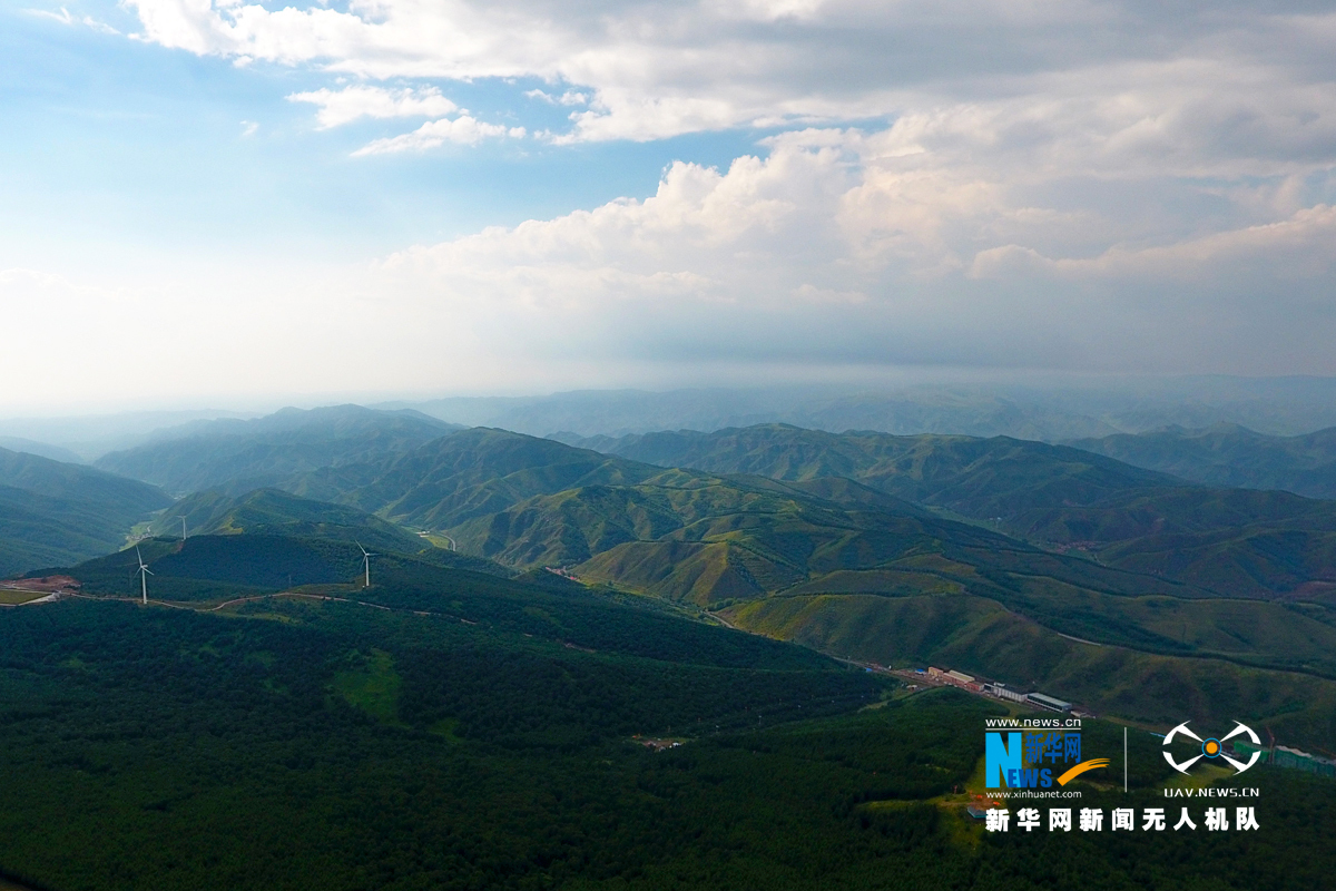 【京津冀绿色发展看河北】航拍张家口长城岭 