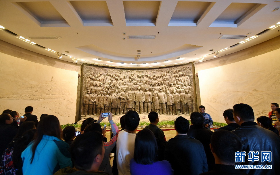 河北西柏坡:党员群众参观学习 接受红色教育