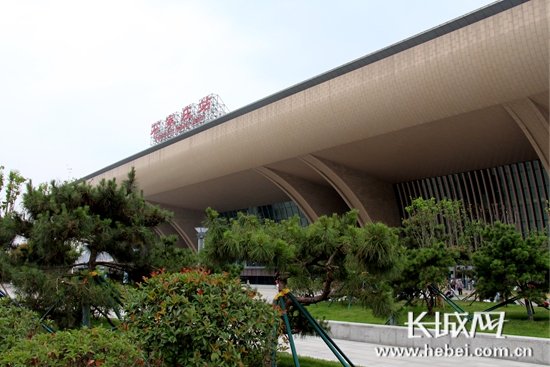 高铁订餐:石家庄站、天津西接到8910单