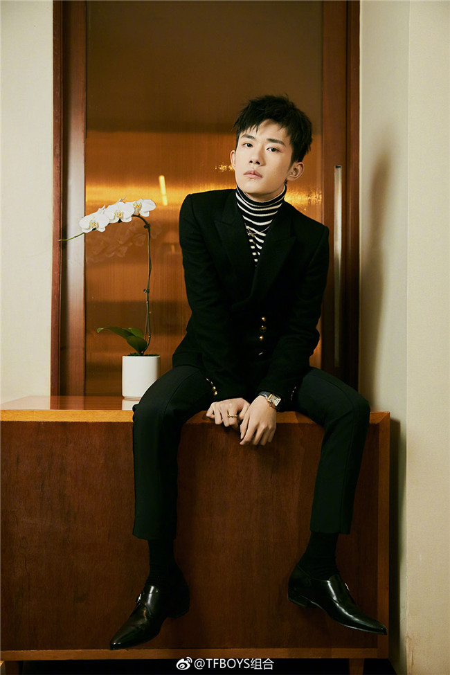 易烊千玺微博之夜严谨解答饭圈用语本命