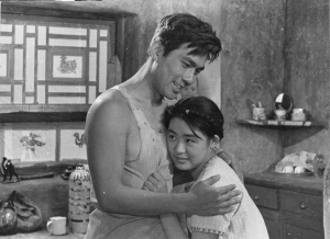 朱时茂丛珊主演 《牧马人》又红了 年轻观众追捧热议