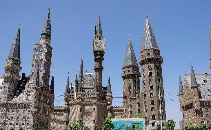 石家庄现魔法学校引关注 全球魔幻城堡大搜集