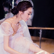 《大秧歌》宣璐曝时尚写真 演绎芭蕾精灵梦幻甜美(图)