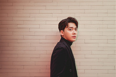 李易峰西裝長腿殺 光影間玩轉清新優雅