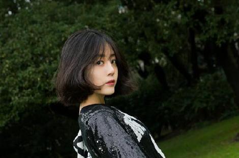 新生代演員李溪芮治愈係笑容似冬日暖陽