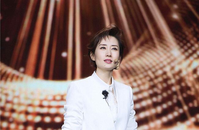 刘敏涛《声临其境2》 演绎时尚女魔头