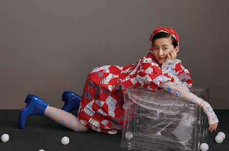 鏡頭下的張子楓率性慵懶靈氣十足