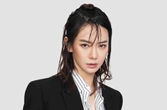 戚薇展示&ldquo;超A戚哥&rdquo;一面 張力十足