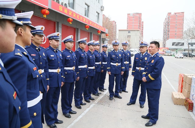 将主题教育成效转化成为民服务的持久干劲