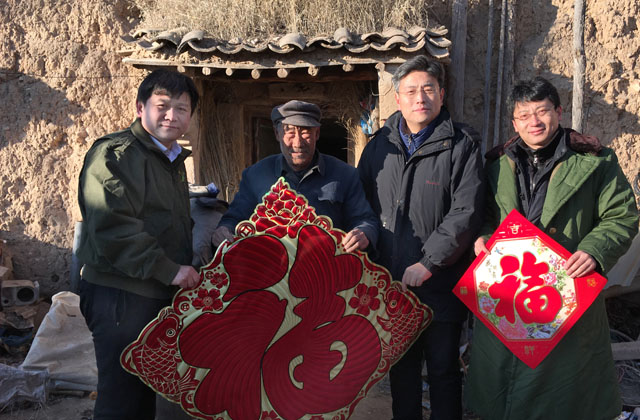 针对不同人群实施不同方式的教育扶贫举措