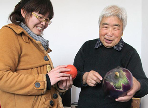 社区“金拐杖”助力居家养老