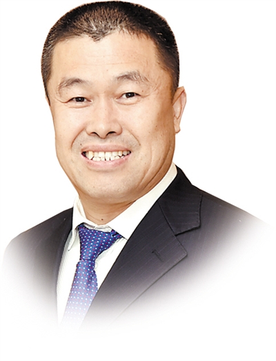 连任董事长