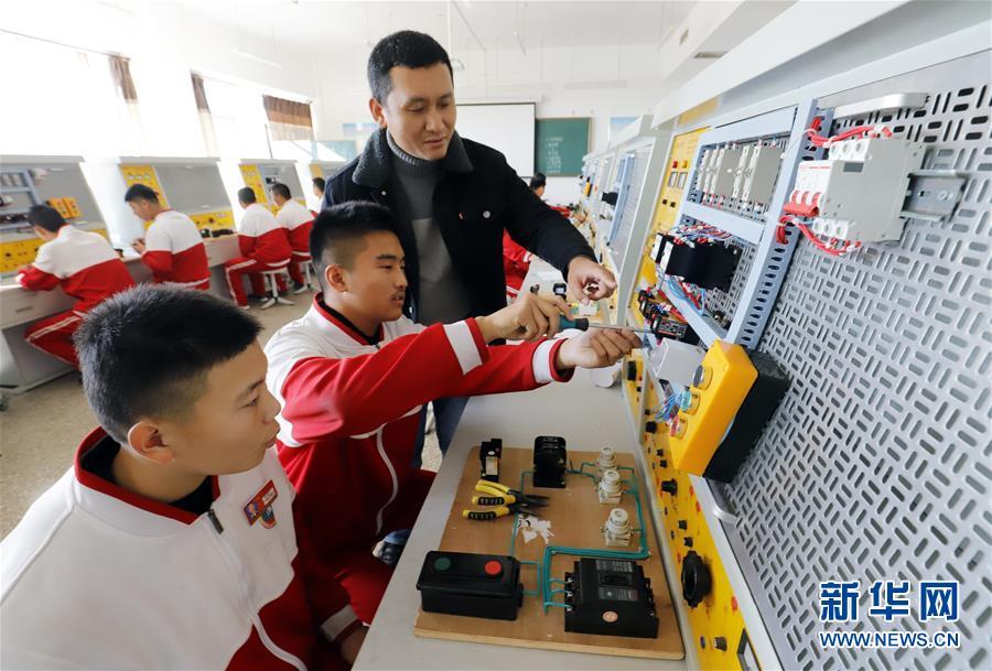 #（教育）（1）河北遵化：“校企合作”定向培养实用人才
