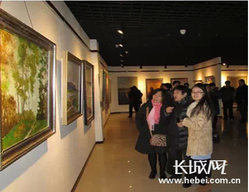 泊头画家黄明亮家乡办个人油画展