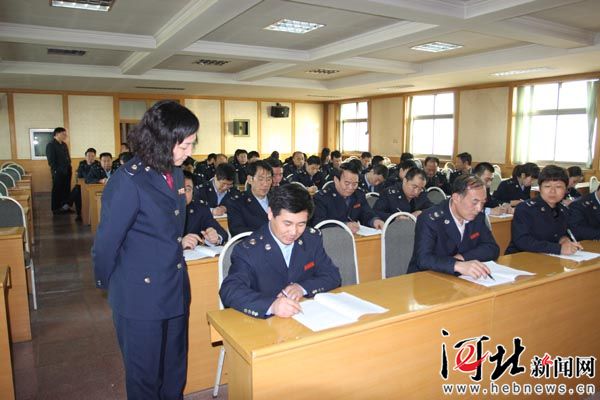 晋州地税组织干部进行廉政法规知识考试