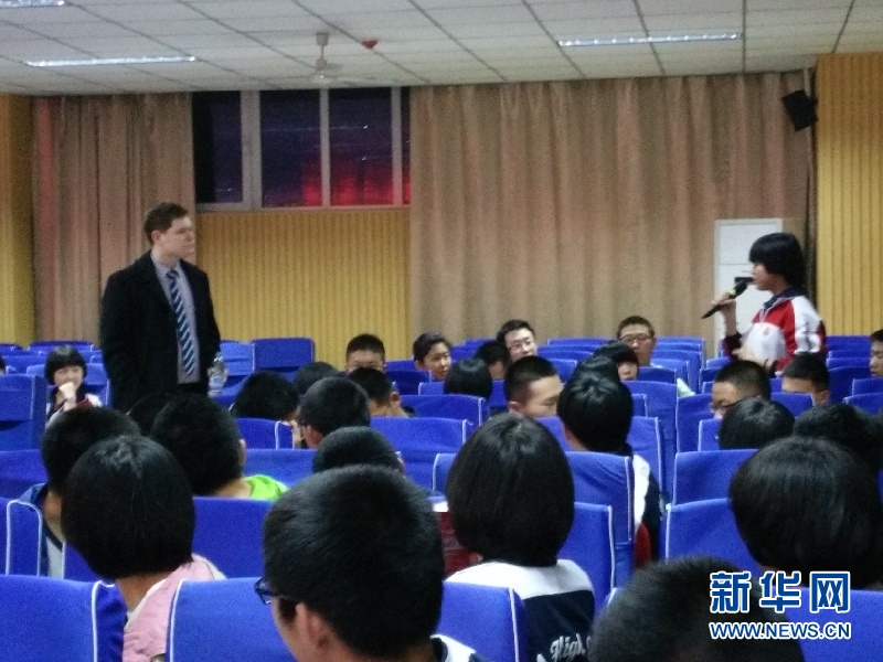 石家庄一中东校区举办美式英语辩论赛暨英语口