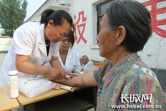 行唐县人口_行唐县举办流动人口业务工作培训会(2)