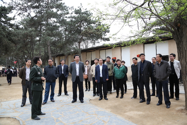 桃城区4大班子领导在西柏坡参观学习